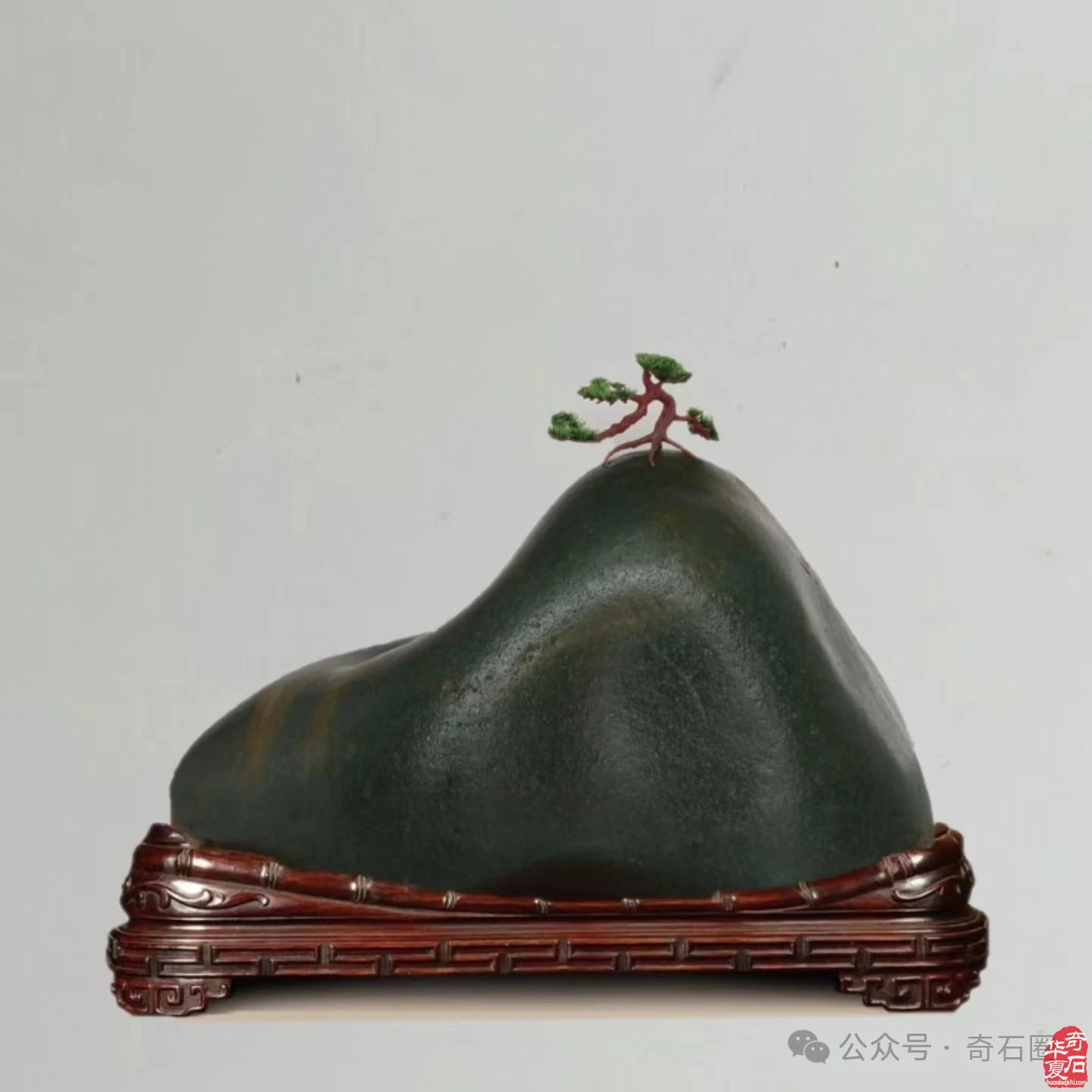 雅赏洛阳石界靓丽的“伊河青”