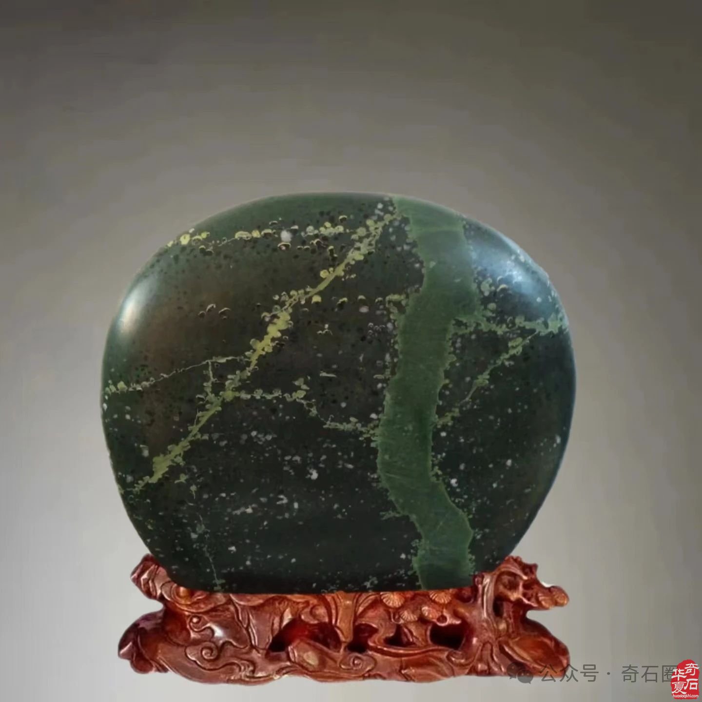 赏玩奇石，何乐之有？