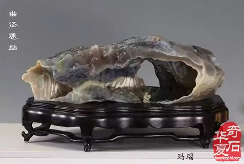 装修自家房子与石头结缘的万建华