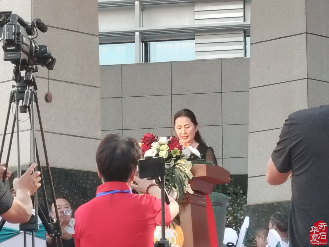 庆八一兰州石博会举行盛大别开生面的晚宴