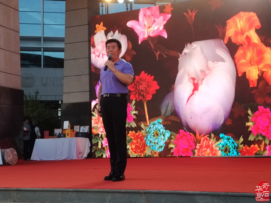 庆八一兰州石博会举行盛大别开生面的晚宴