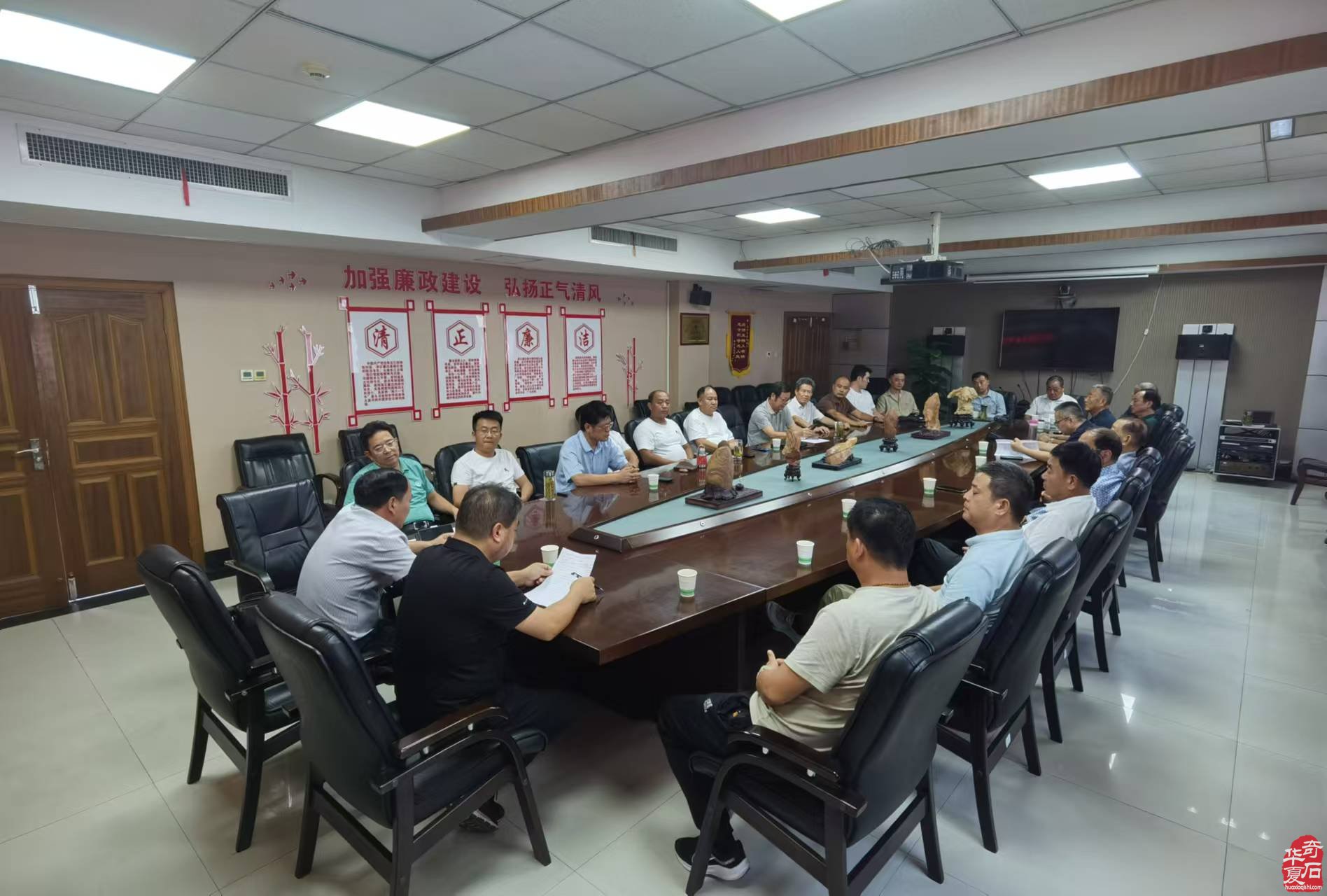 淮南市观赏石协会开展庆祝第十三个8.30全国赏石日活动