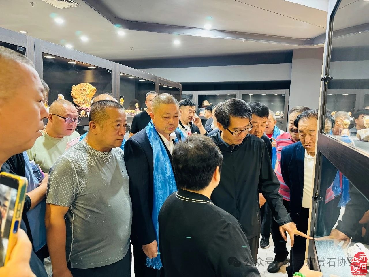 巴彦淖尔观赏石珠宝玉石文化旅游博览会盛大开幕