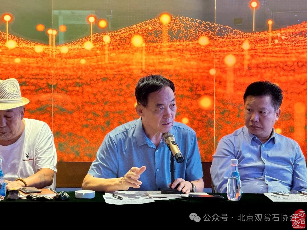 巴彦淖尔观赏石珠宝玉石文化旅游博览会盛大开幕