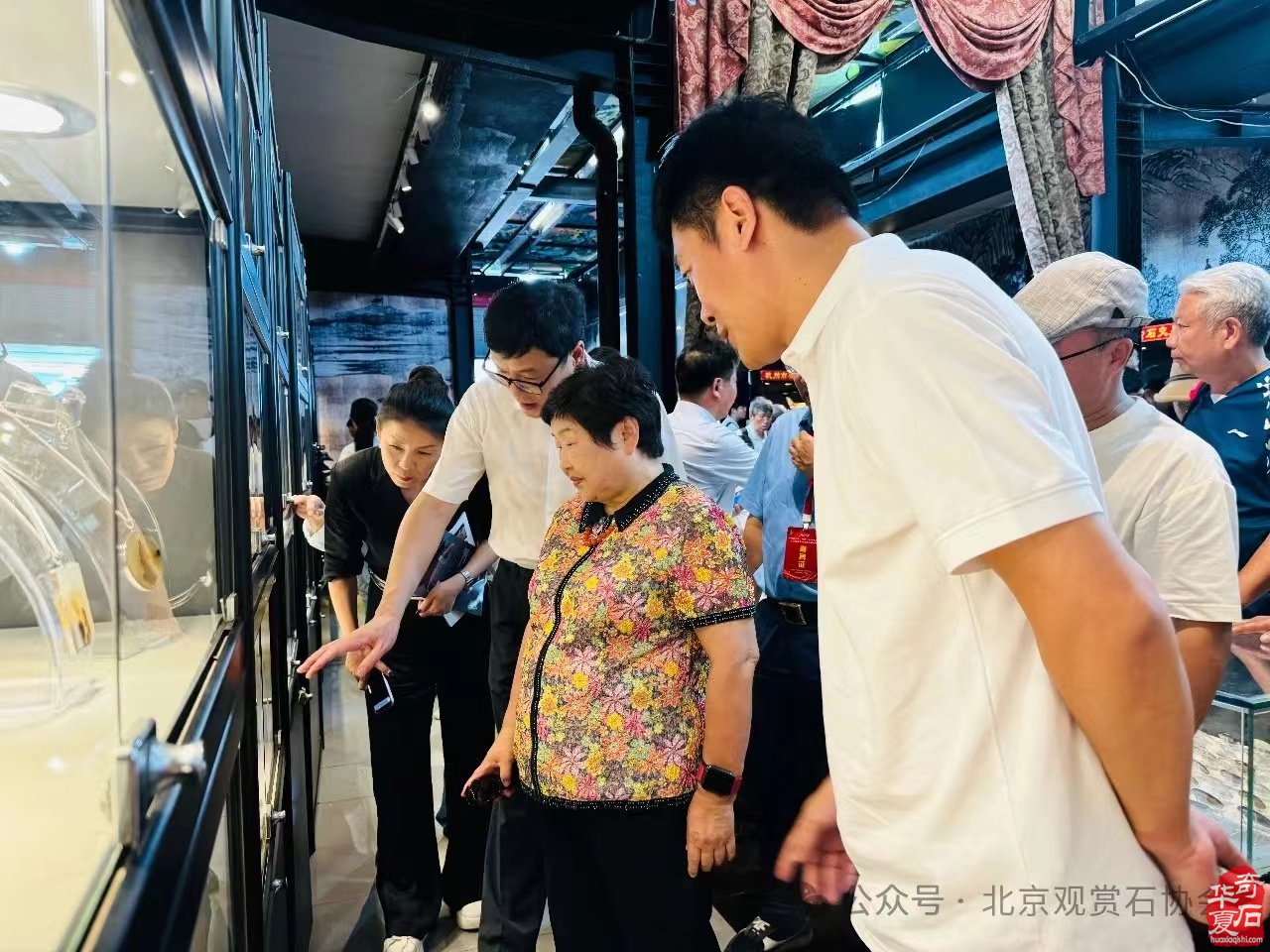 2024第六届中国（杭州）赏石文化艺术节暨第五届黄蜡石文化艺术节杭州云谷伊甸游乐园在中国花木艺术城盛大开幕