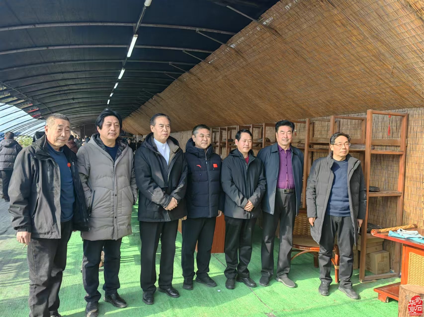 河南省观赏石协会在平顶山举行副会长单位揭牌仪式