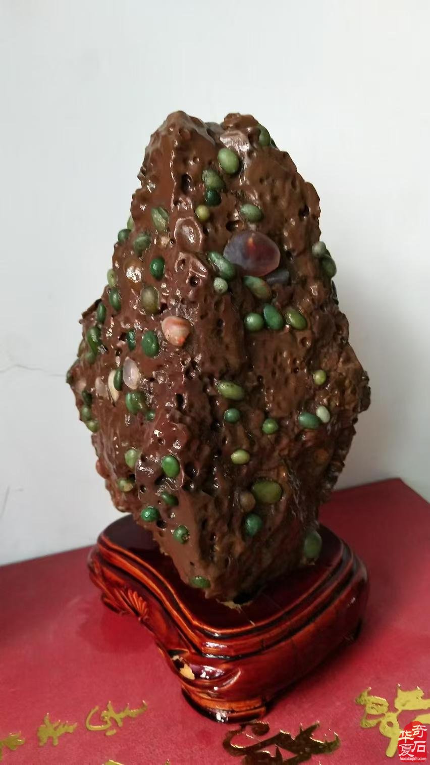 洛阳赏石界有这么一位备受尊敬的人物