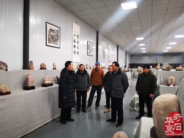 洛阳石展组委会召开第二次筹备会议
