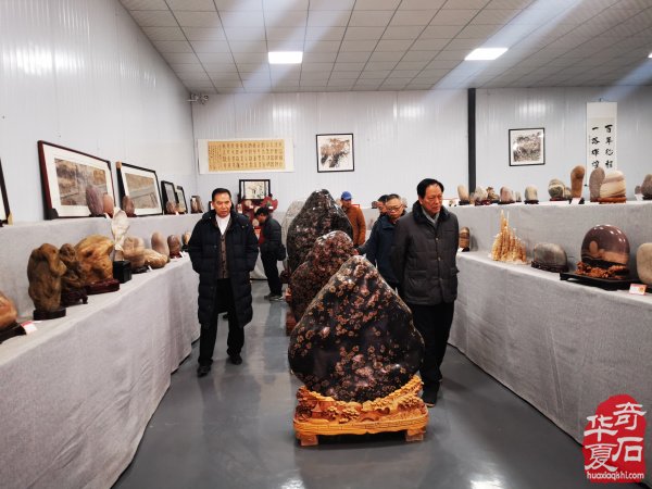 洛阳石展组委会召开第二次筹备会议