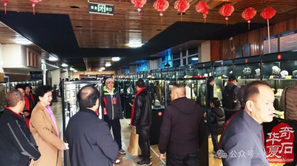 完整报道！——2025’首届铜川（耀州）赏石文化博览会暨“药王杯”赏石艺术精品展开幕仪式（附：精品展获奖作品选