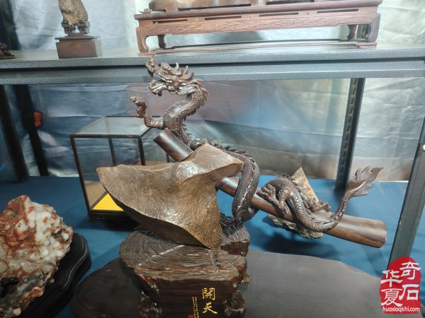 铲摊之后：当“兵哥哥“的激情碰撞赏石文化的静水深流
