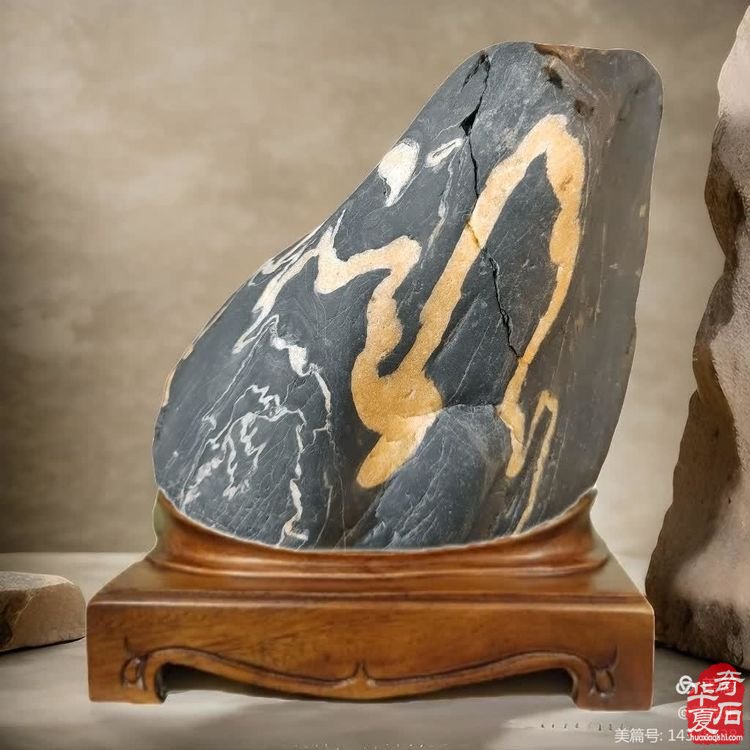 石缘也 天降“龍”石