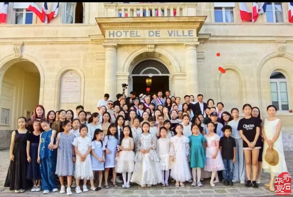 热烈祝贺洛阳石友斩获PDE国际舞蹈大赛银奖