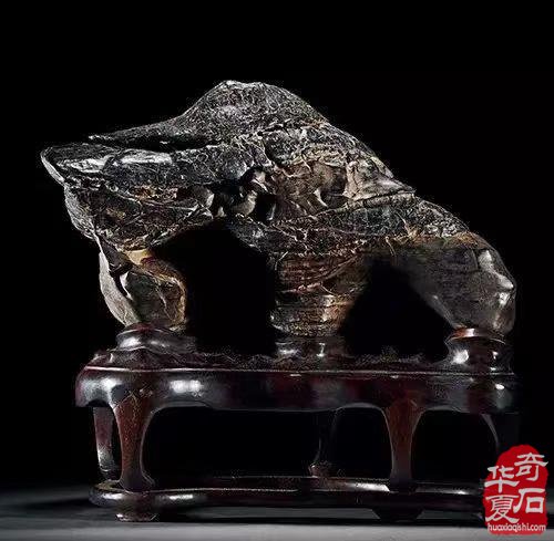 在石与烟之间窥见天人合一的玄机