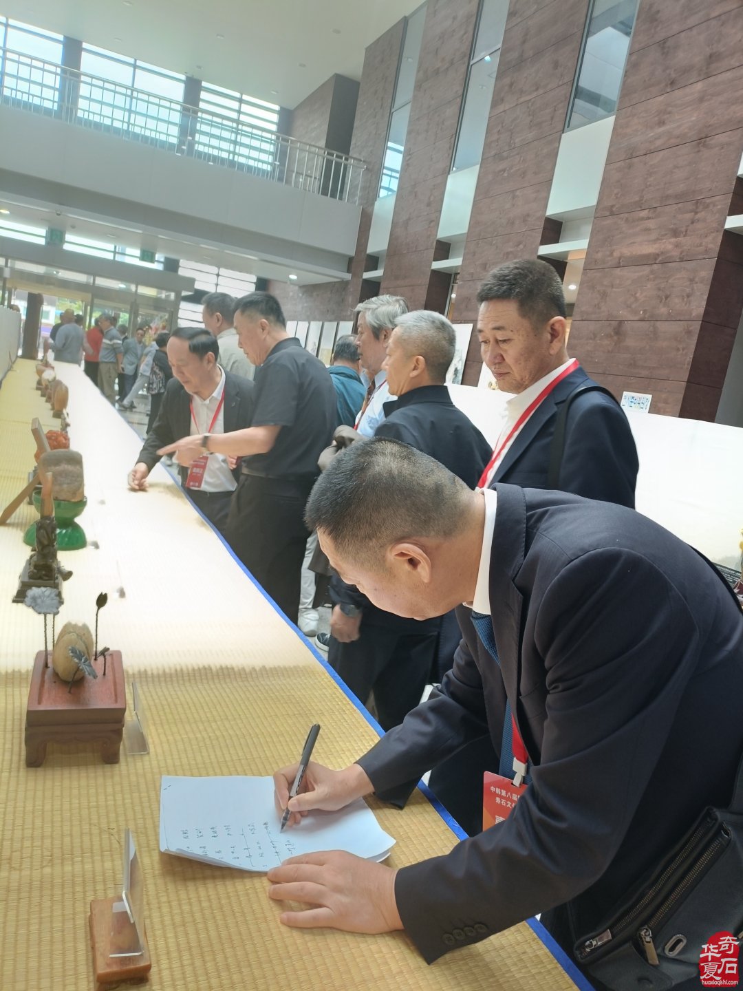 能随赏石活动走出国门今生无憾