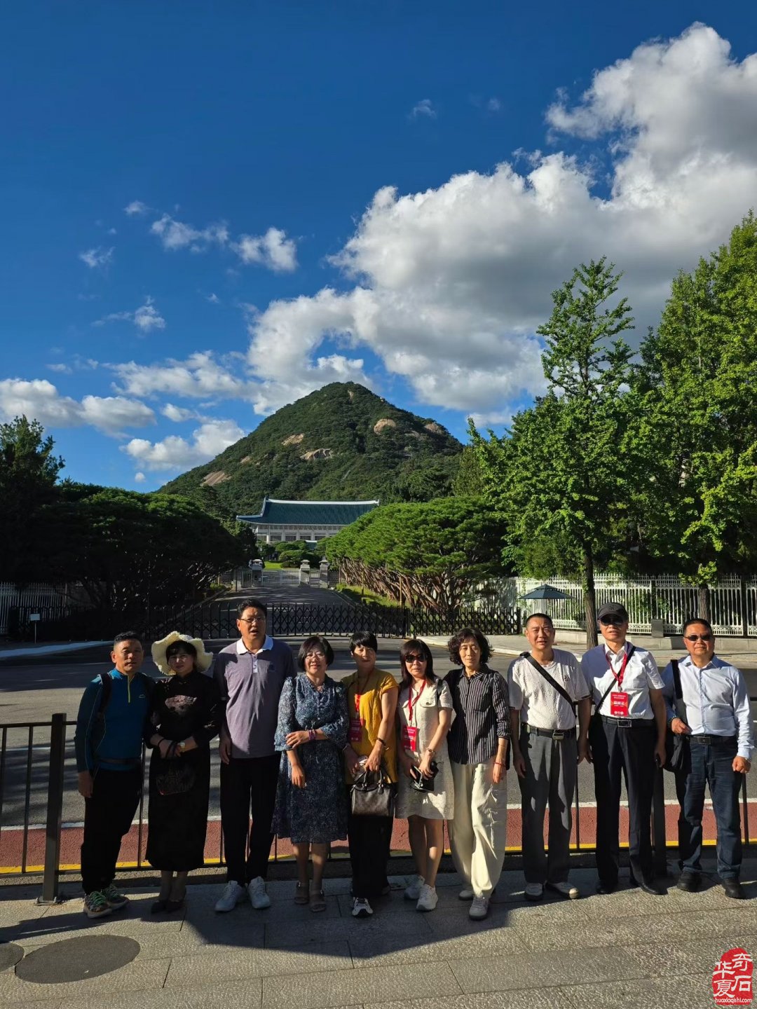 能随赏石活动走出国门今生无憾