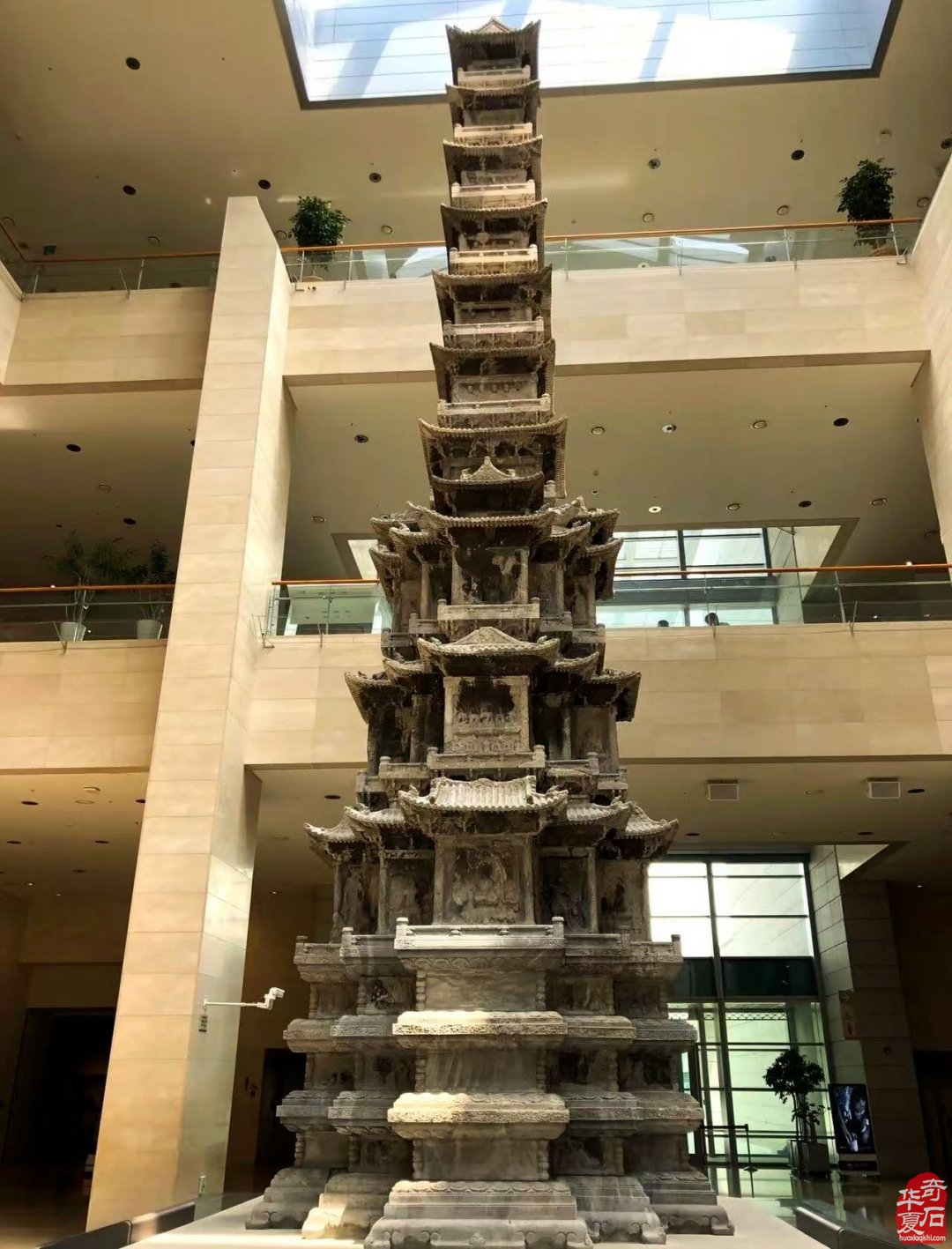 能随赏石活动走出国门今生无憾