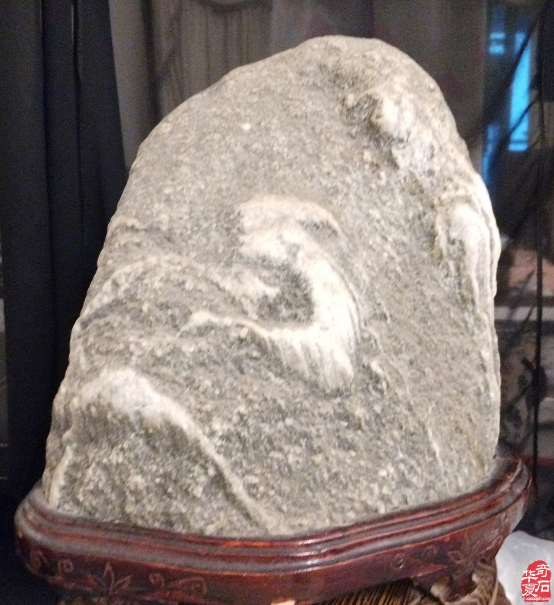 这里的石头只等有缘人来认领