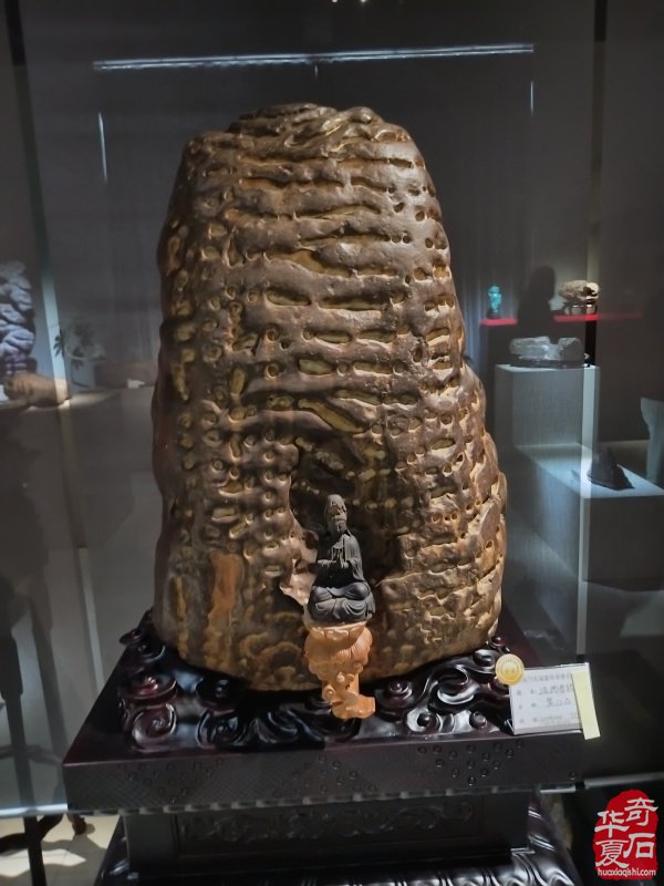 2025柳州海川首届嘉年华“中华石都”奇石博览会盛大开幕