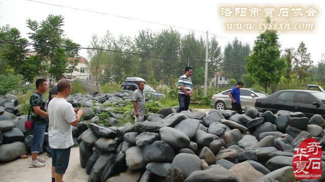 深入釉光青石产地