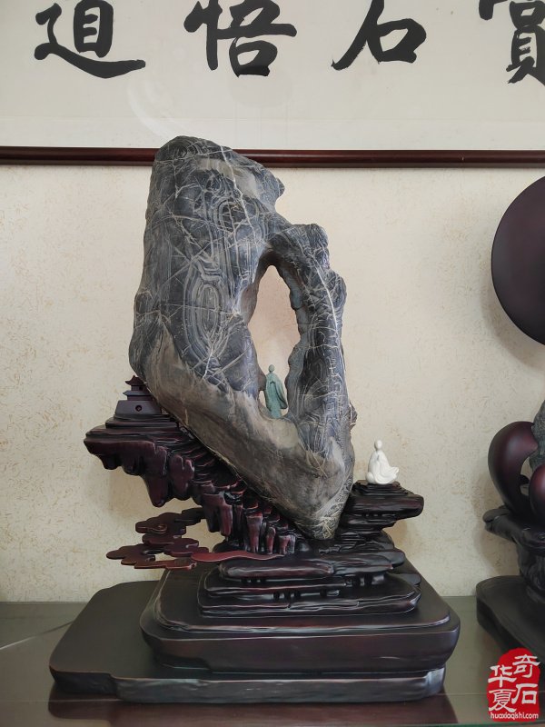 石韵洛阳 纹藏天下 —— 专访加拿大观赏石协会会长栾永军