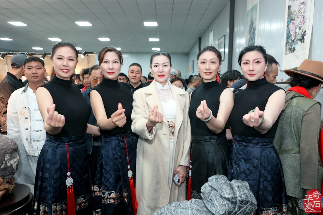 中国洛阳第三十四届 “愚公灵琢杯” 国际赏石文化艺术展圆满落幕