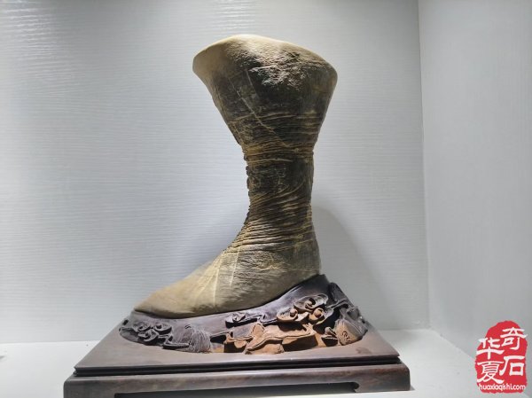 参加淮南石博会顺访王吉清石馆