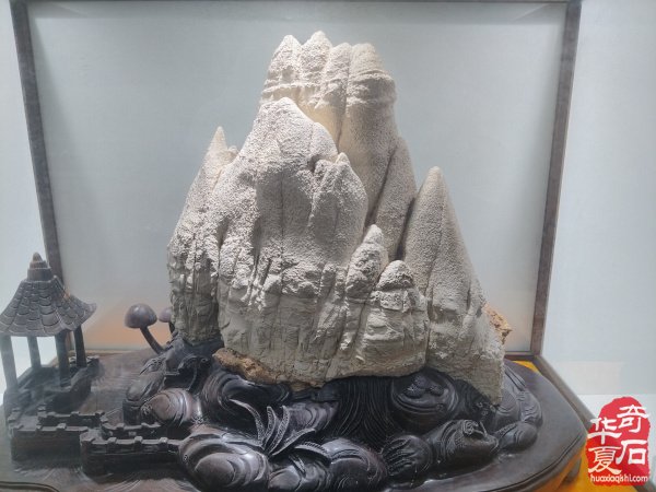 参加淮南石博会顺访王吉清石馆