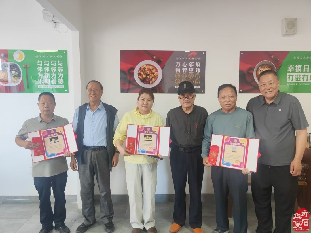 赏石万里行结晋豫良缘 洛徐鹤联队太原石展斩获大奖
