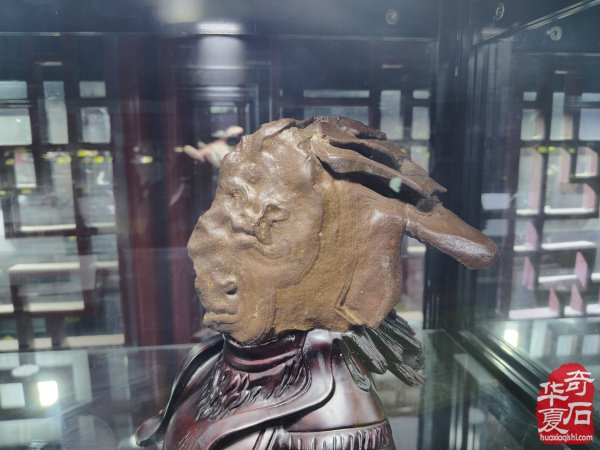 第十七届新疆国际观赏石和田玉精品博览会特金奖作品欣赏