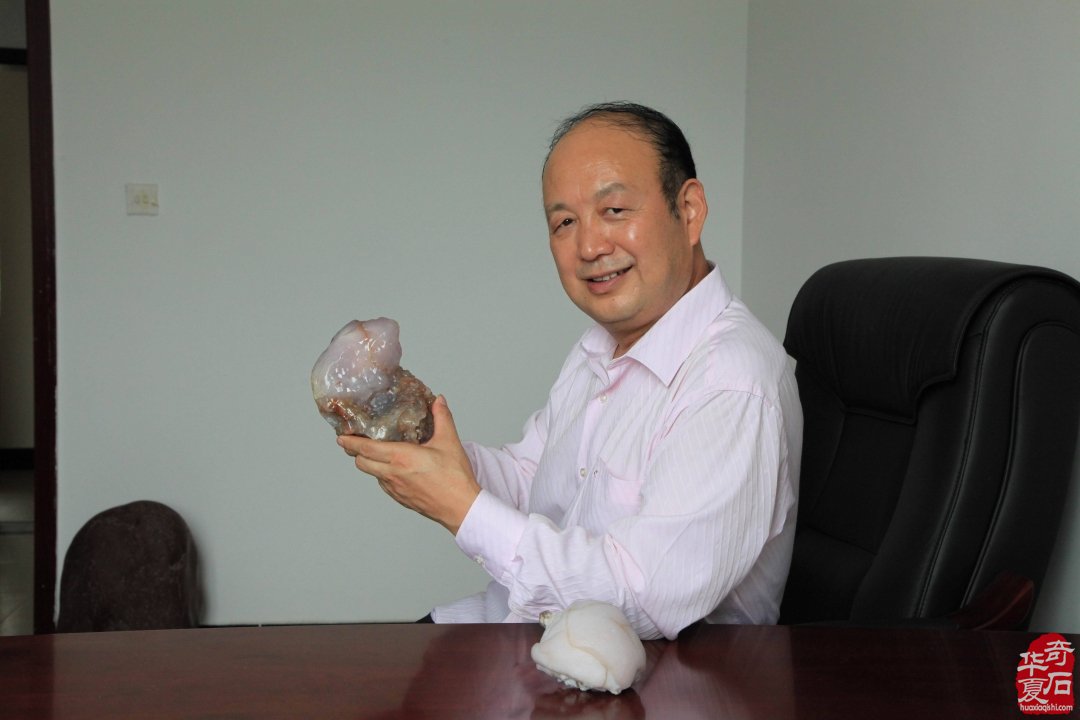 沉痛悼念张华先生驾鹤西行