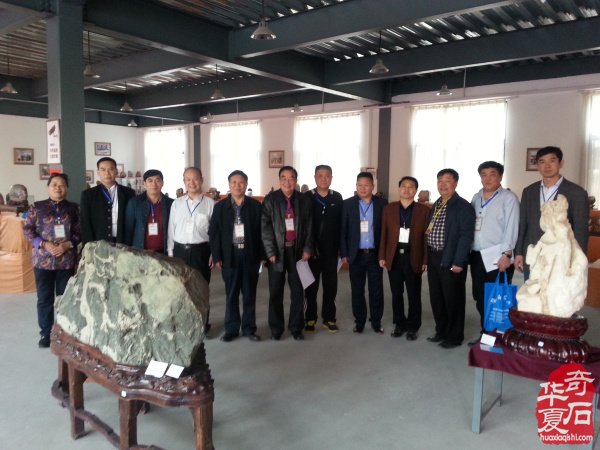 沉痛悼念张华先生驾鹤西行