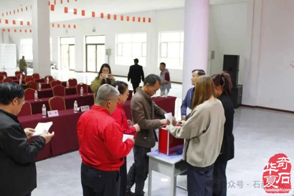 热烈祝贺酒泉市观赏石协会第五届会员大会暨换届选举大会落下帷幕