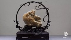 “不合群”的我其实是在玩石头 图