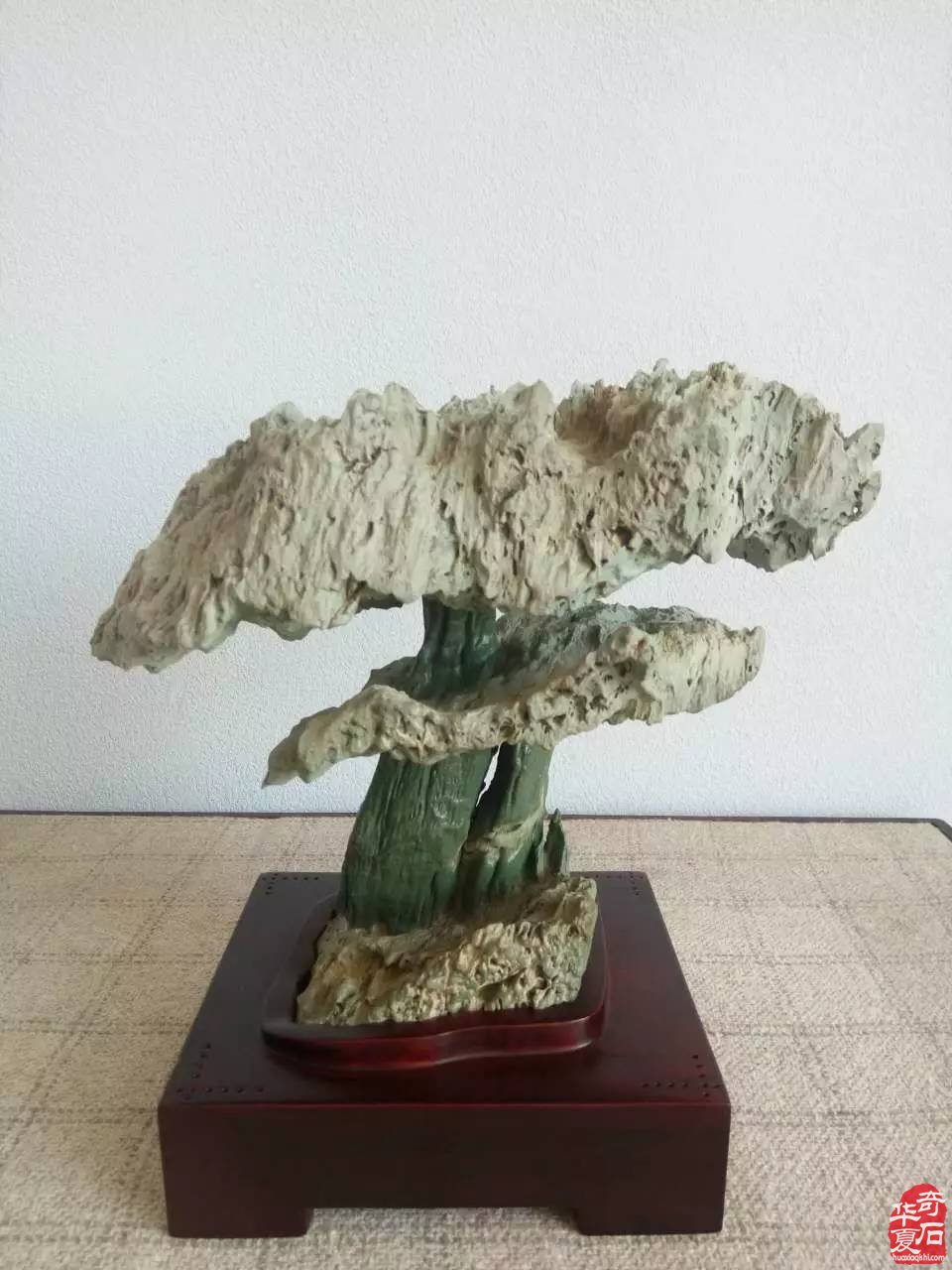 了解欣赏不一样的吉林松花石