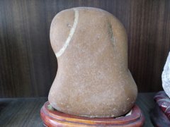 《雅石居》在洛阳奇石古玩文化城中悠然自得 图