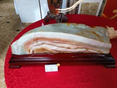 长江精品肉石艺术馆走进安康摘金夺银