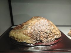 参访张敏的《澎湃山水》奇石美学馆