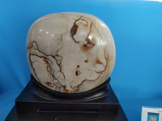 山东（临朐）第十六届观赏红丝砚展销博览会隆重开幕