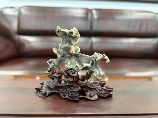 洛阳赏石文化万里行走进吐鲁番东方红卓览文化博物馆