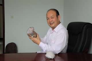 沉痛悼念张华先生驾鹤西行