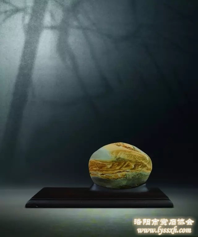 奇石，为什么会成为每一个年代的奢侈品?