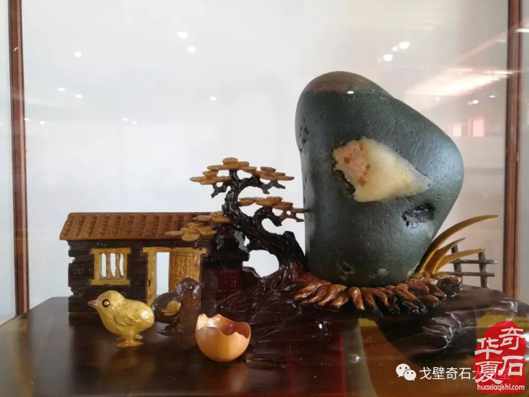 洛阳石展画面石领跑精品厅 宽甸玉树石异军突起