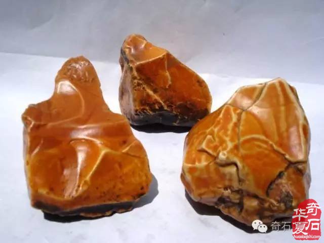 名家探析：对比形体石和画面石的再思考！
