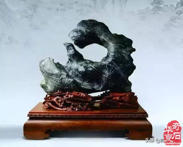 点击进入看图评论 你知道什么样的奇石更受欢迎吗?奇石市场的这些变化你来了解一下