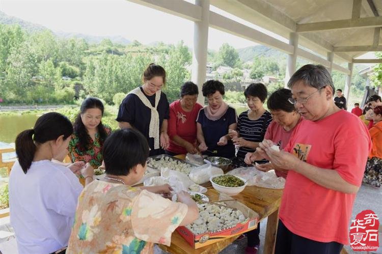 到栾川觅石淘宝游铁路小镇赏民俗文化 图