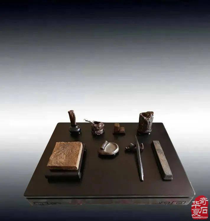 真庆幸自己爱上了奇石，玩石头让我们成为“富有”的人！ 
